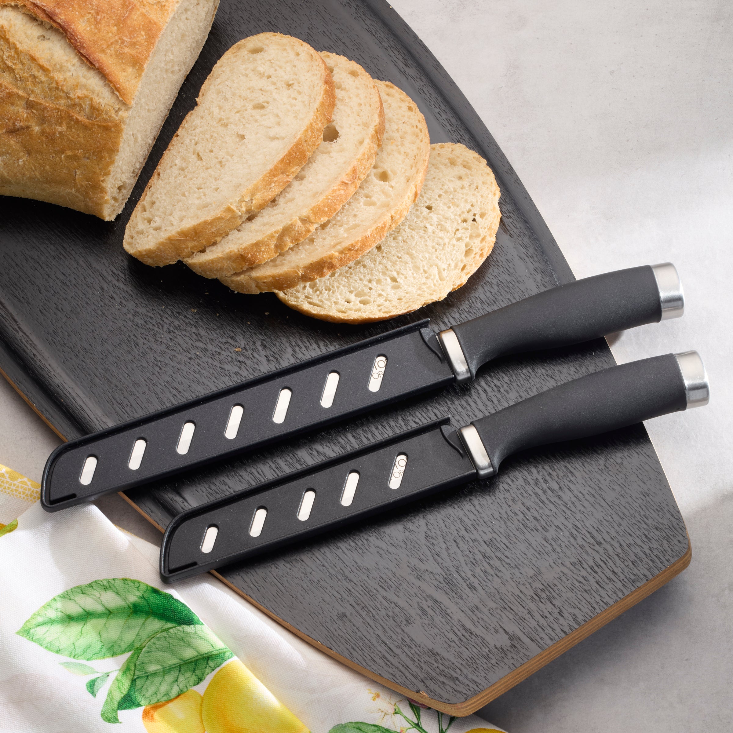 Epicure Bread Knives with Blade Guards, Set of 2